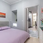 Villa Bellini & Stadio Comfy Apartment